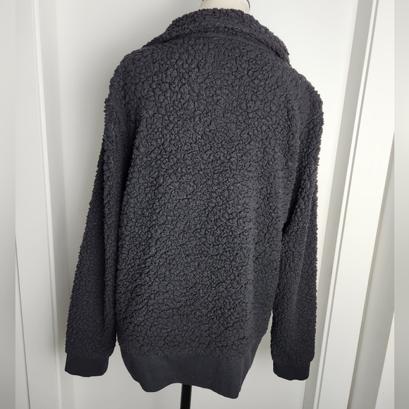 Fluffy Black Pullover Sweatshirt - Picture 4 of 9